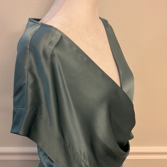 Elegant Asymmetrical Teal Dress - Picture 5 of 14
